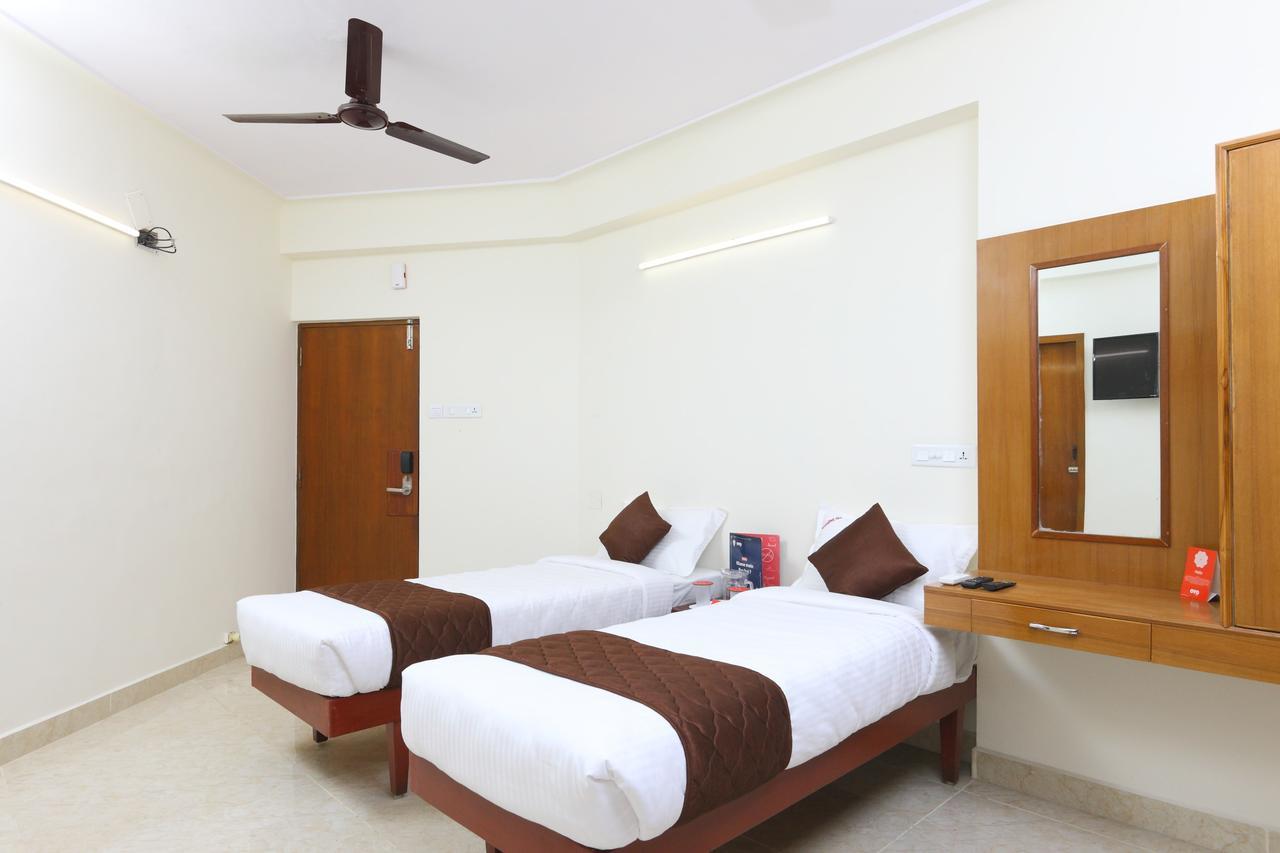 Oyo 11433 Kishore Inn チェンナイ エクステリア 写真