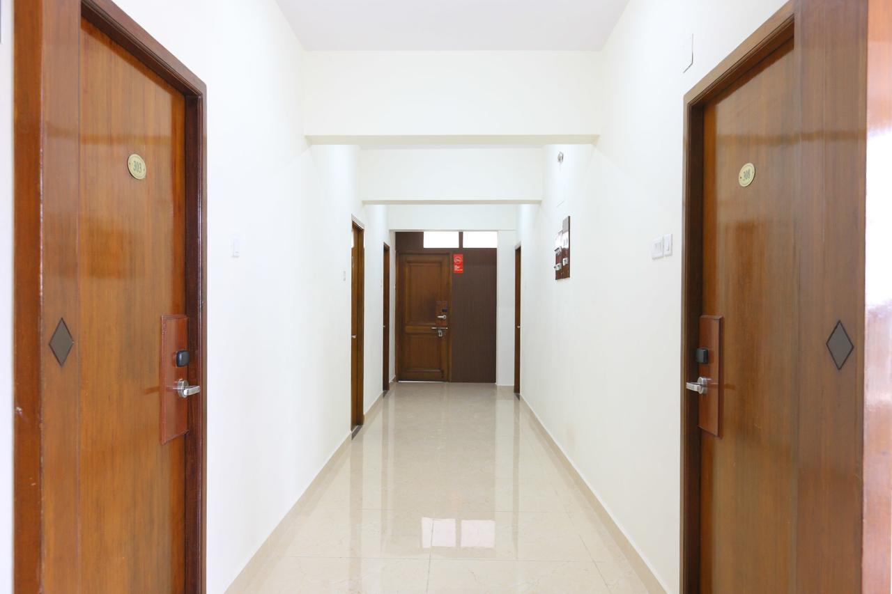 Oyo 11433 Kishore Inn チェンナイ エクステリア 写真